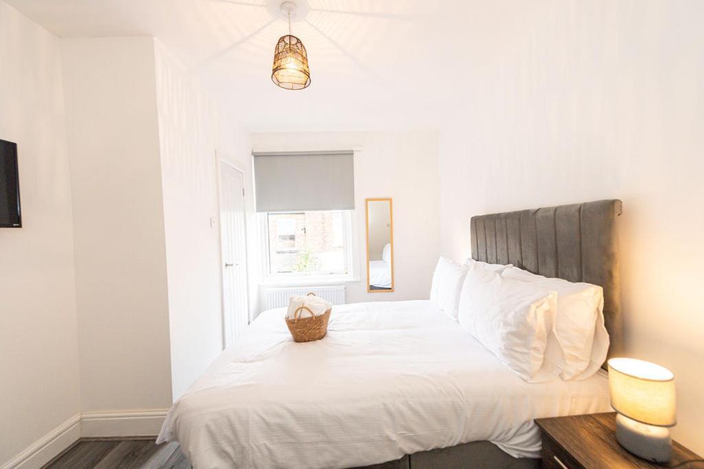 Room In Anfield Liverpool Exterior foto
