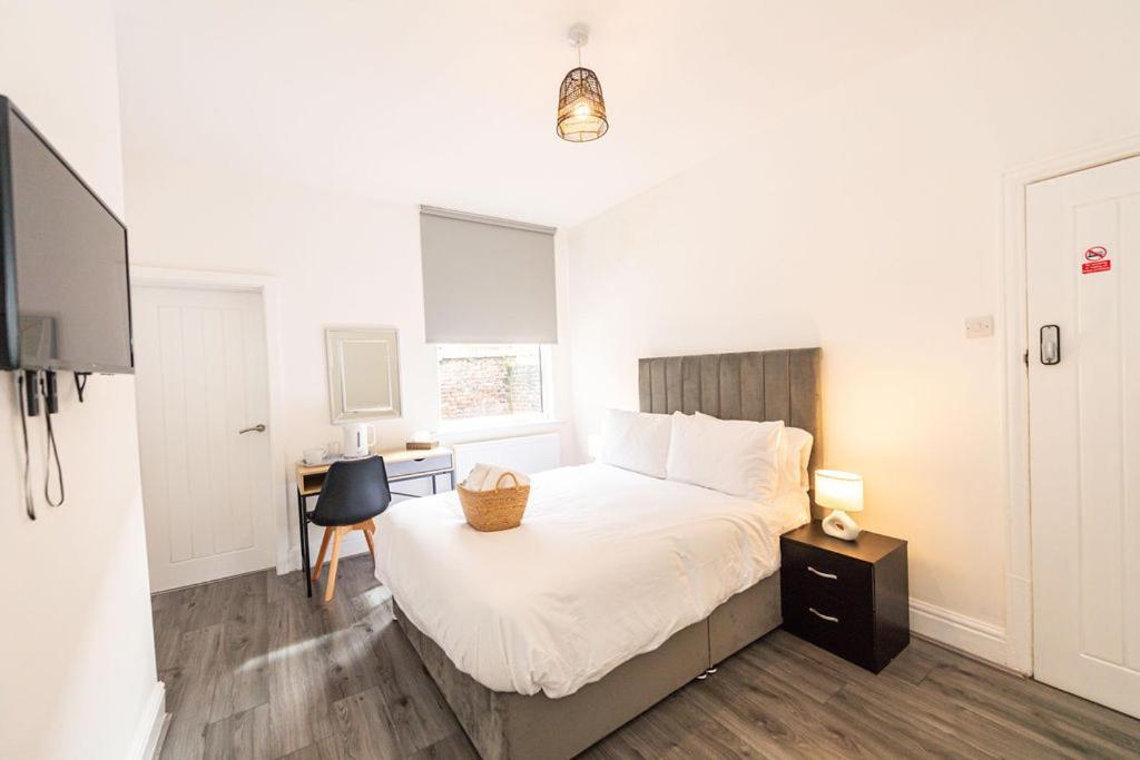 Room In Anfield Liverpool Exterior foto